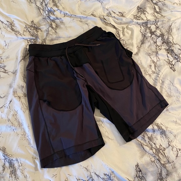 Mens Lululemon Shorts - Picture 5 of 6